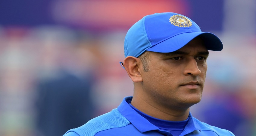 IPL से सन्यास से लेने की बात को धोनी ने किया स्पष्ठ, बोले- अगले साल भी CSK के साथ खेलूंगा IPL से सन्यास से लेने की बात को धोनी ने किया स्पष्ठ, बोले- अगले साल भी CSK के साथ खेलूंगा